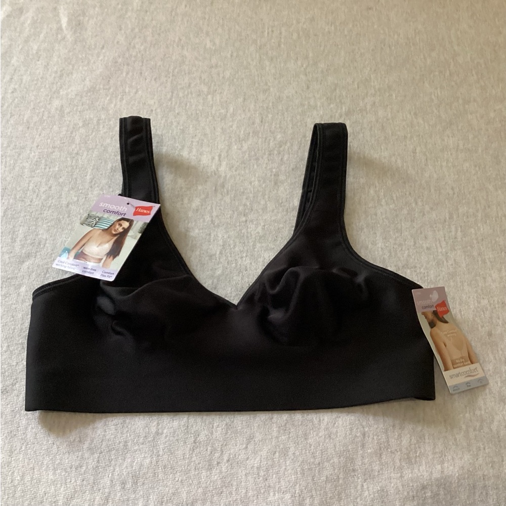 HANES SMOOTH COMFORT WOMEN’S WIRE-FREE BRA SIZE: SMALL COLOR: BLACK NWT